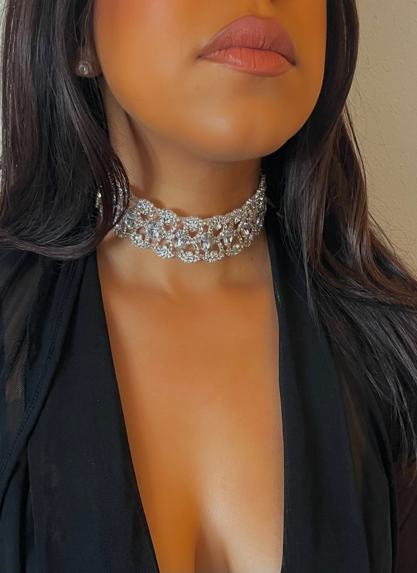 Milan choker